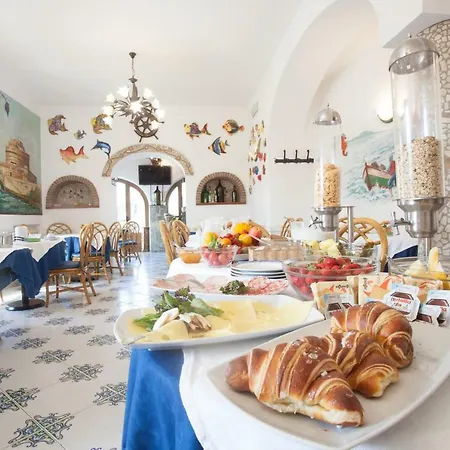 Casa Giuseppina Hotel 3*